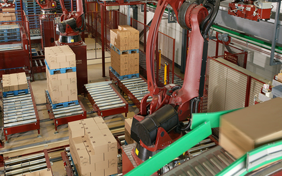 为何生产线纷纷使用自动码垛机器人？原因是这样的