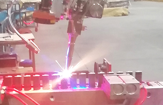 机器人激光焊接