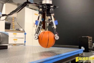 工业机械手可以完全代替人类手完成复杂繁重的工作